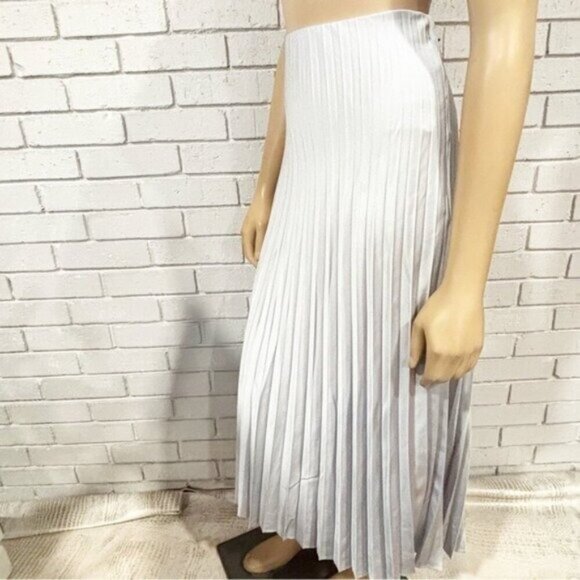 J.Crew Gwyneth Pleated Slip Skirt • Satin Midi • Size XL• NWT • Swishy & Elegant - Picture 4 of 13